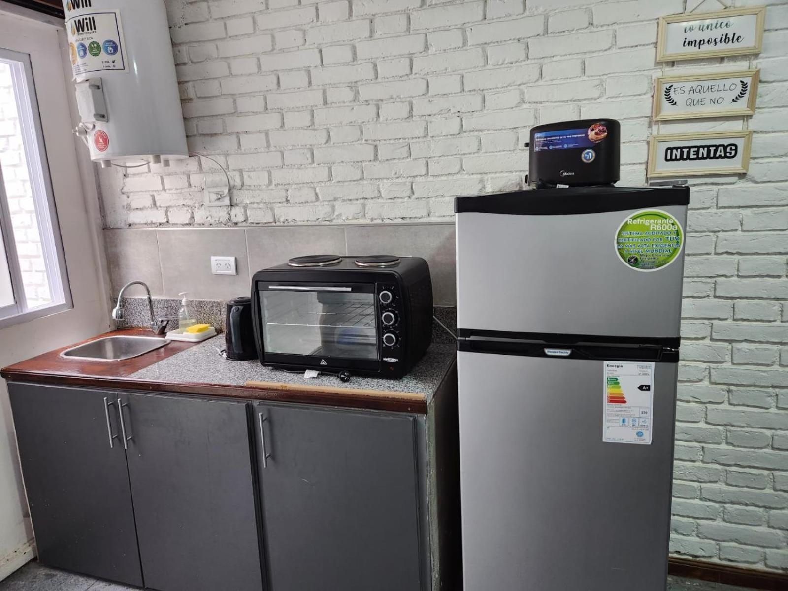 Departamento Ubicadisimo Calle Chile Con Estacionamiento Incluido Capital Mendoza 2 Apartman Kültér fotó