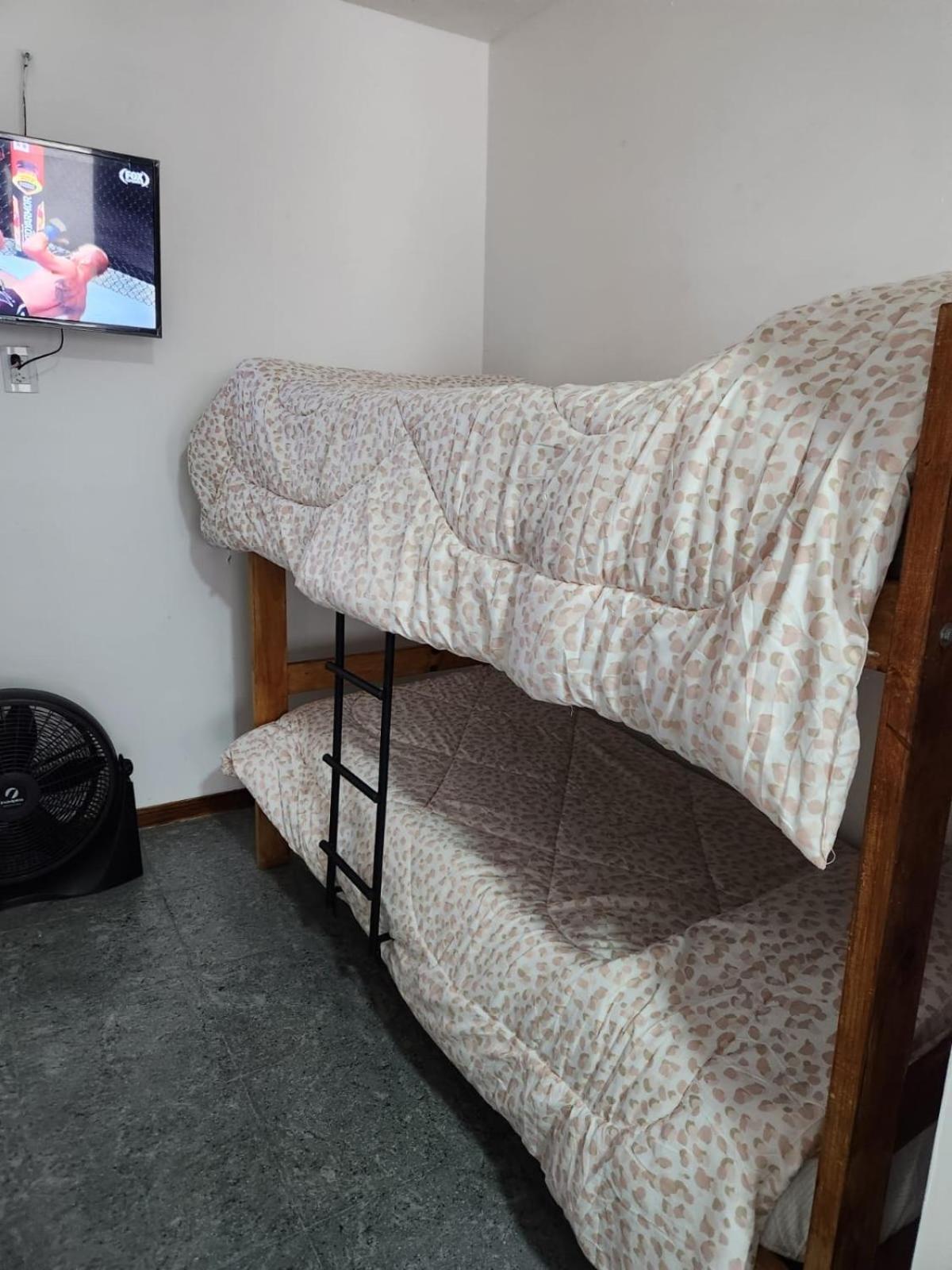 Departamento Ubicadisimo Calle Chile Con Estacionamiento Incluido Capital Mendoza 2 Apartman Kültér fotó