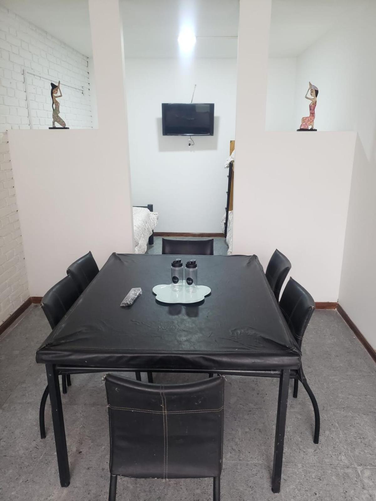 Departamento Ubicadisimo Calle Chile Con Estacionamiento Incluido Capital Mendoza 2 Apartman Kültér fotó