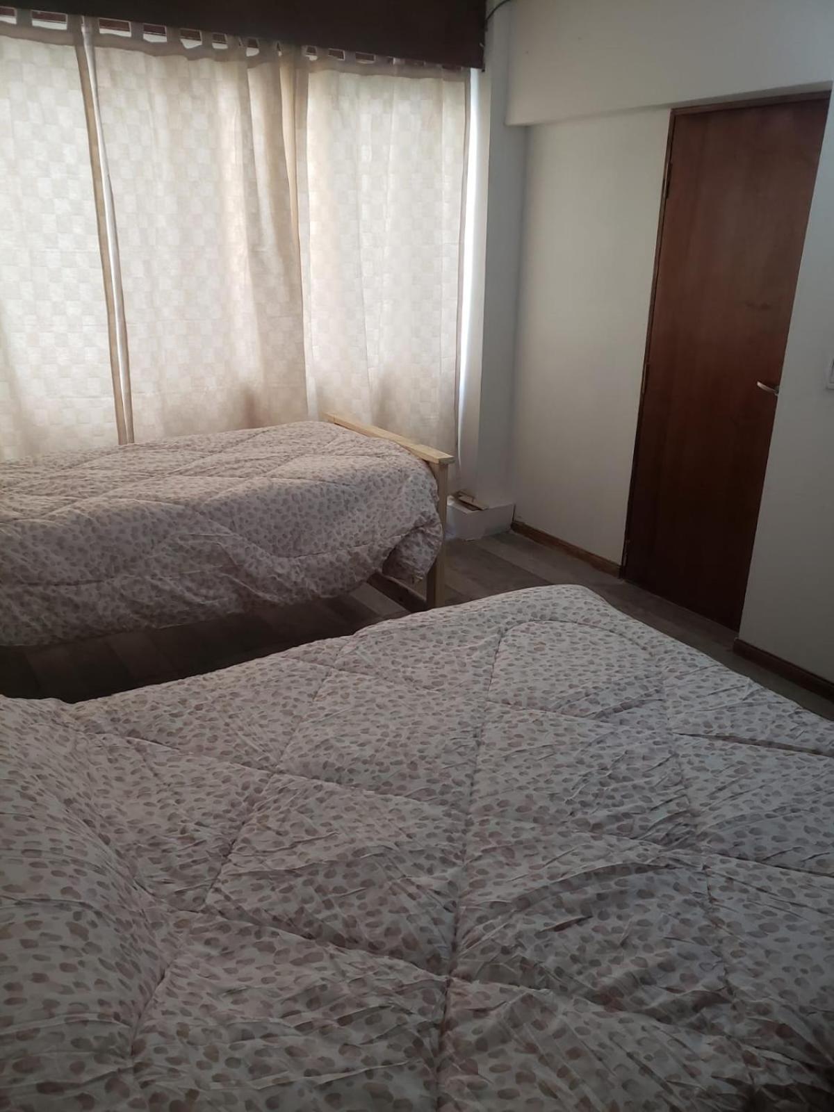 Departamento Ubicadisimo Calle Chile Con Estacionamiento Incluido Capital Mendoza 2 Apartman Kültér fotó